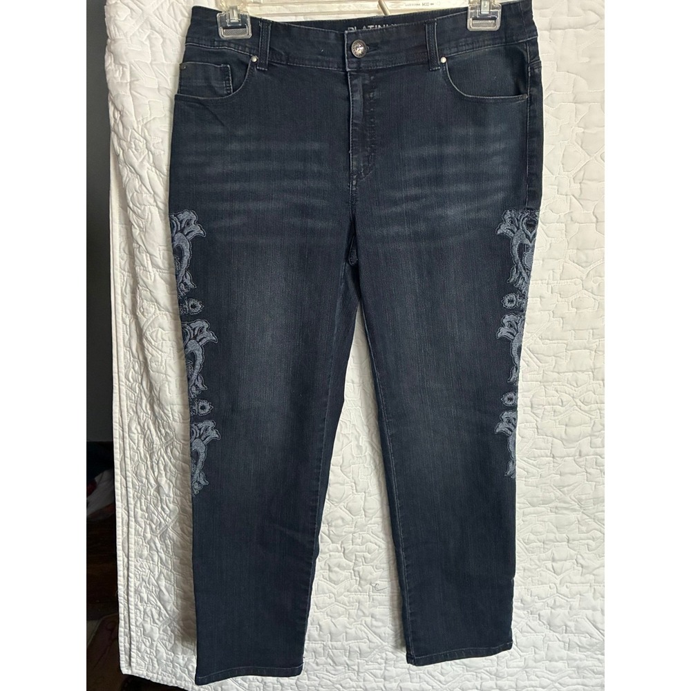 Chicos Platinum Dark Wash Embroidered Side Seam Straight Leg Jeans Size 1 M